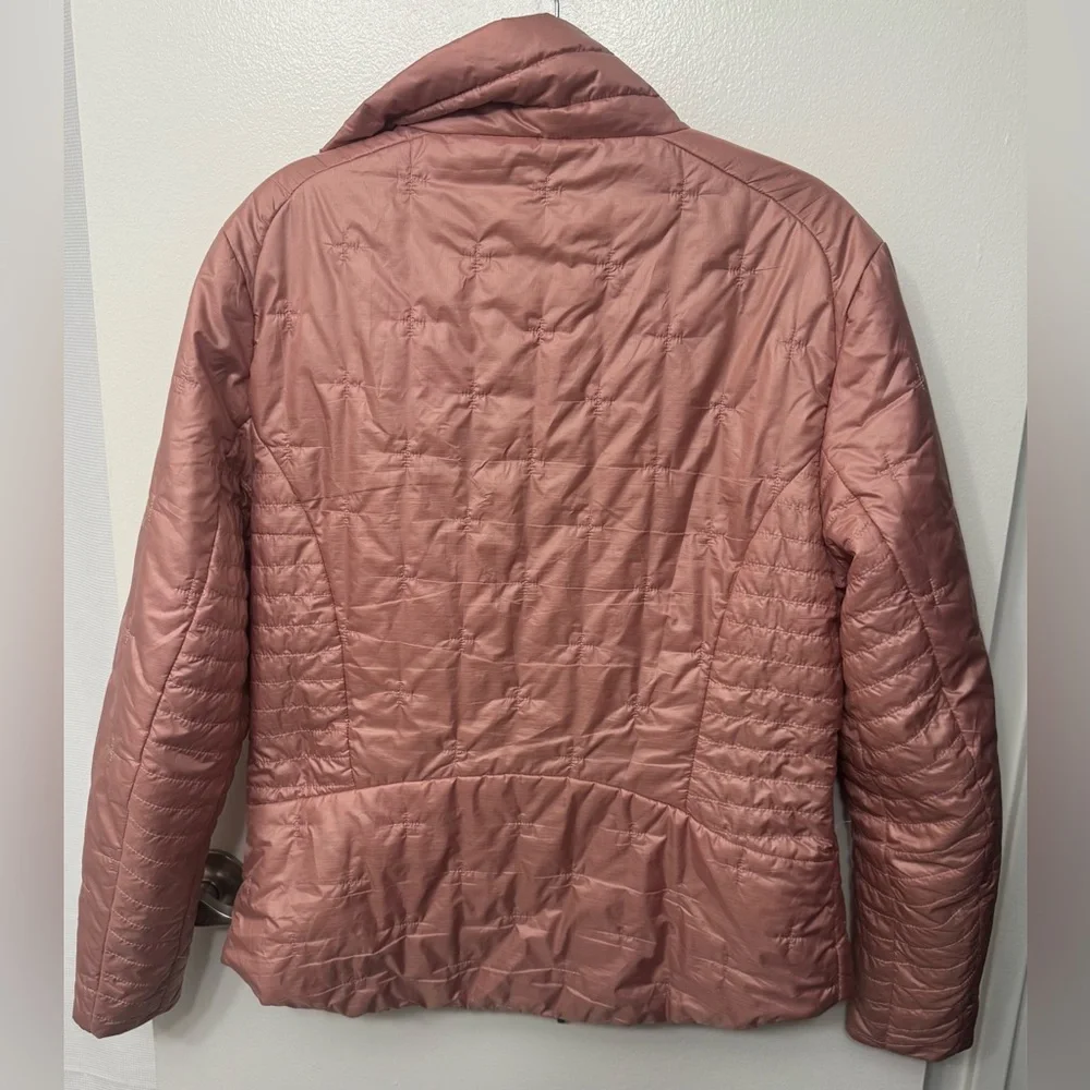 EUC Helly Hansen Cross Insulator Jacket | Lightweight Performance Coat - Picture 2 of 4